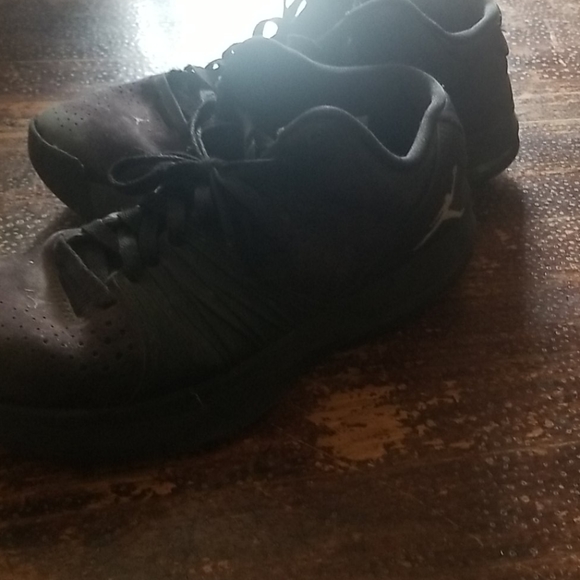 Shoes - Picture 3 of 3